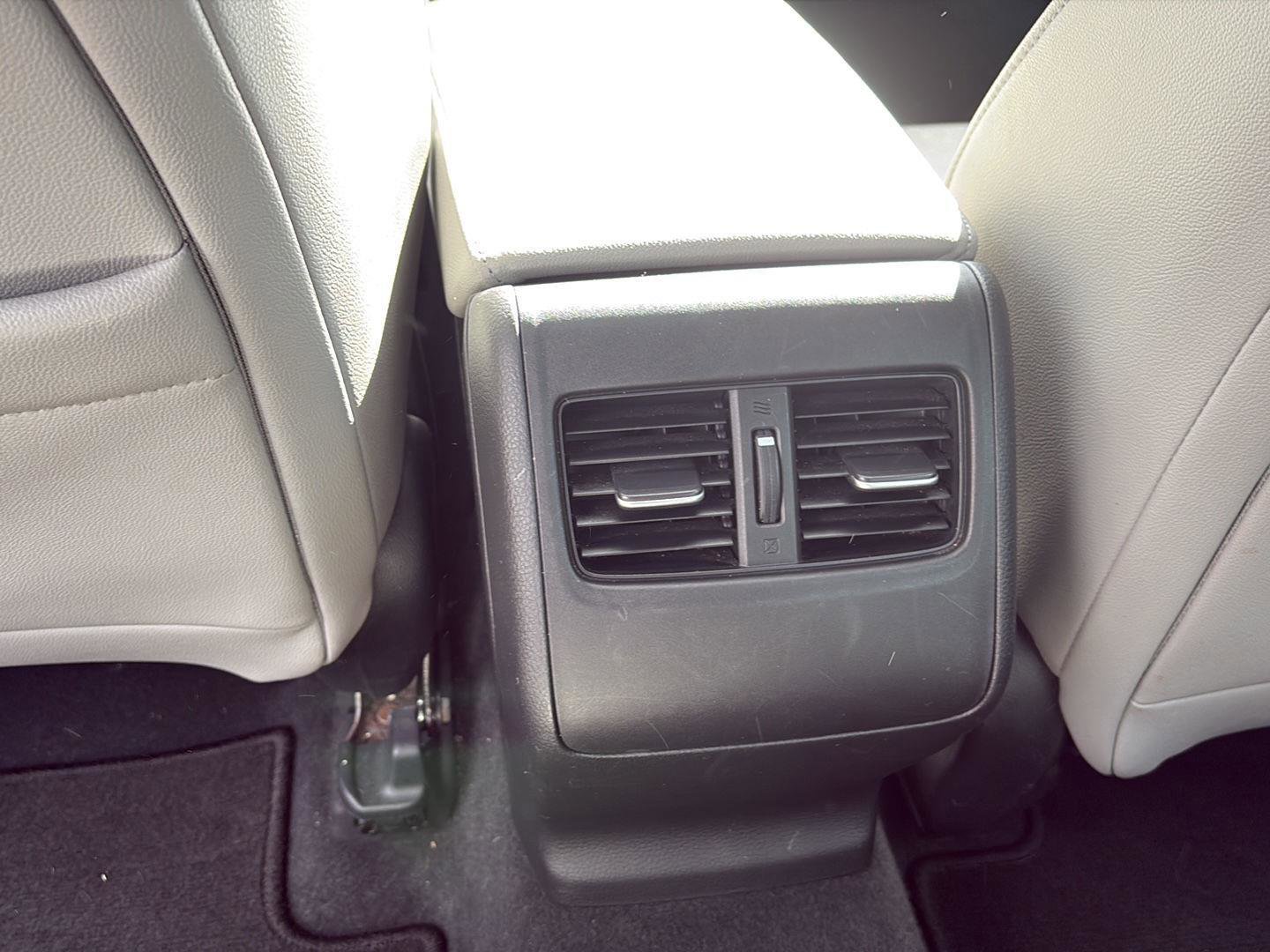 Used 2019 Honda Accord EX-L image 16