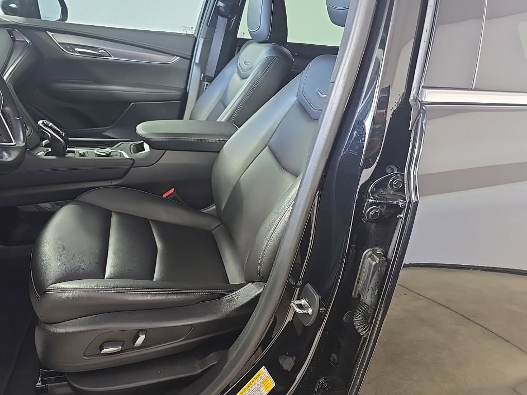 Used 2021 Cadillac XT5 Luxury image 17