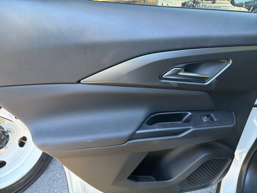 New 2026 Chevrolet Equinox EV LT image 27