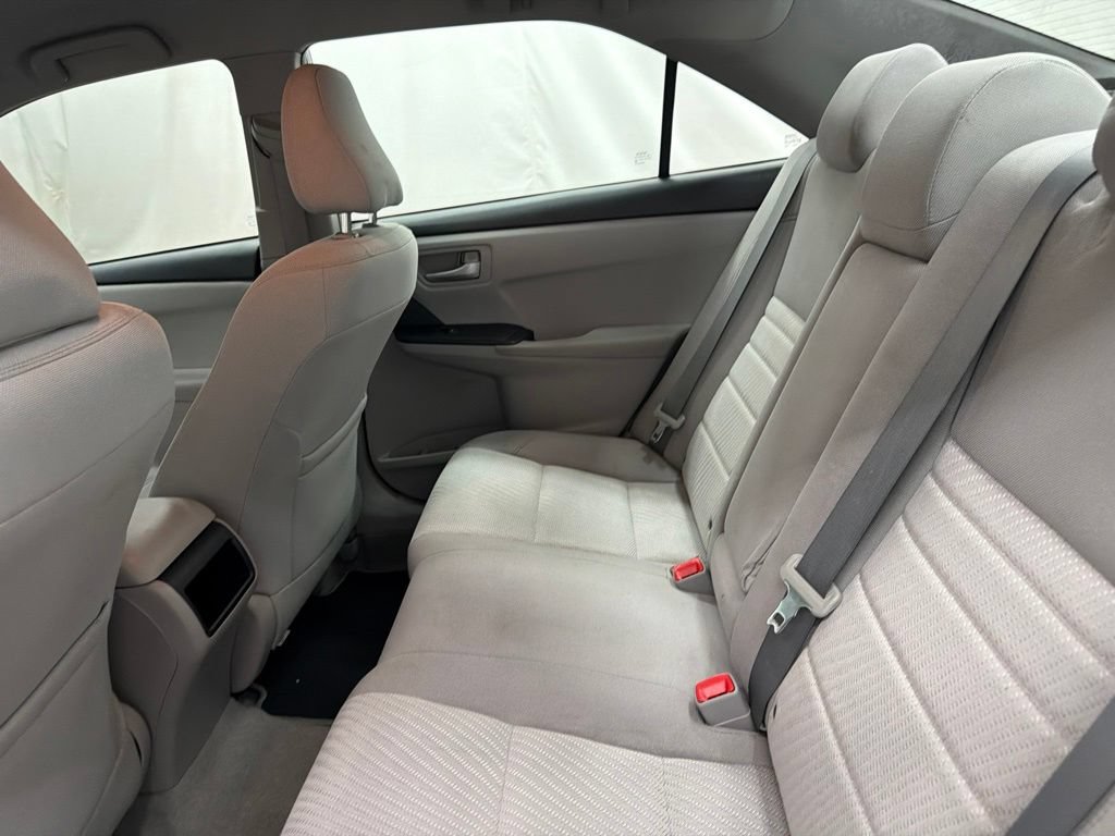 Used 2017 Toyota Camry FWD image 18