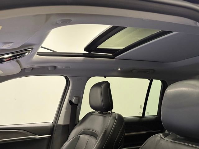 Used 2021 Jeep Grand Cherokee L Limited w/ Luxury Tech Group II image 35