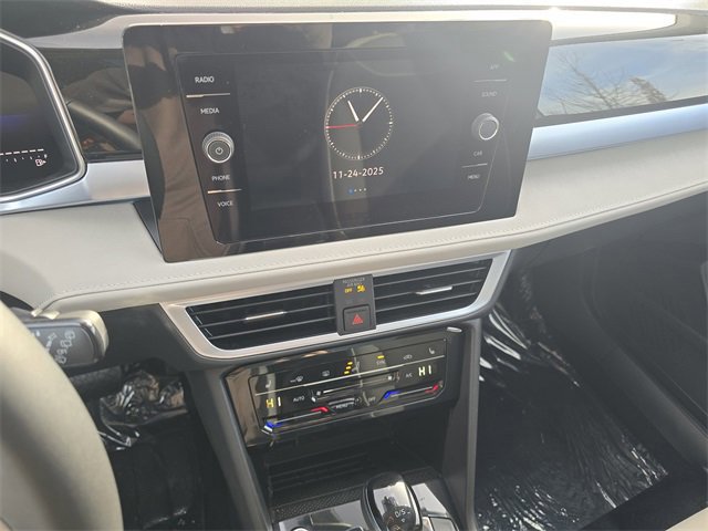 New 2026 Volkswagen Taos SE AWD/4WD image 15