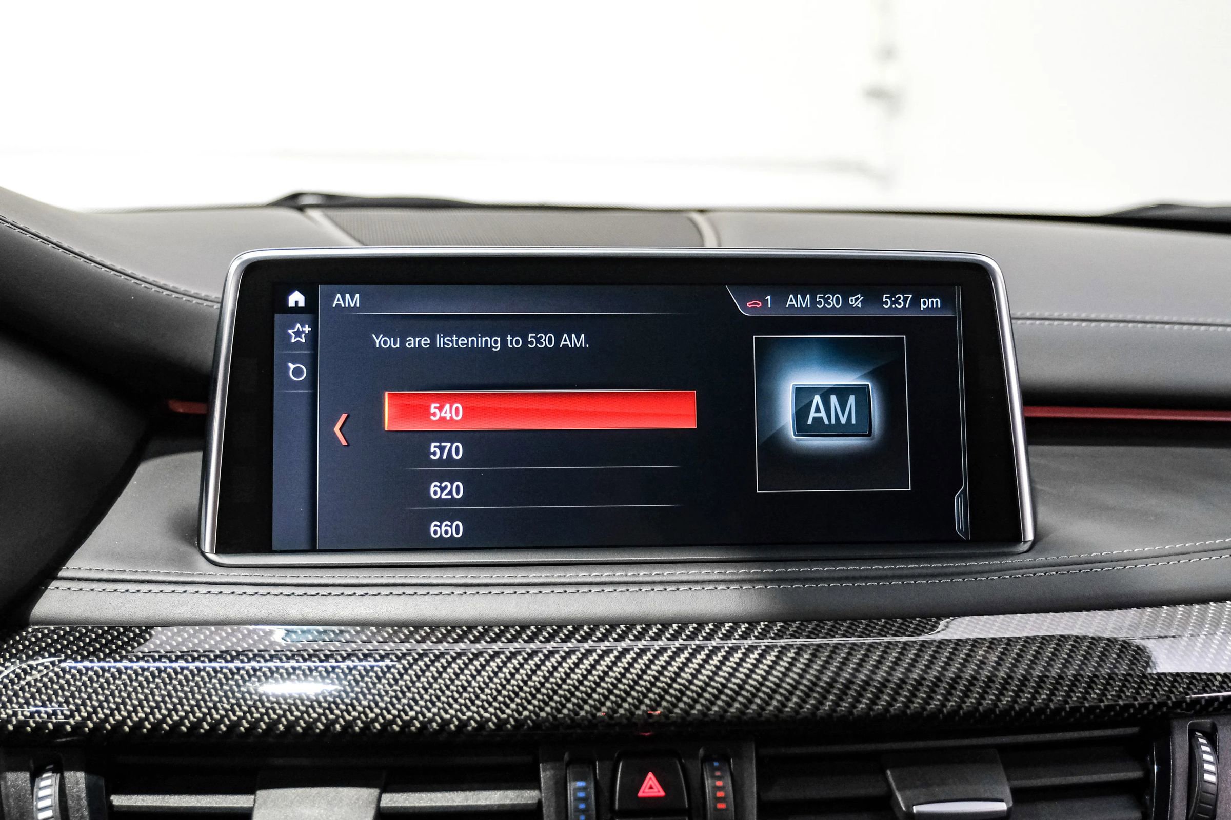 Used 2018 BMW X5 M image 28