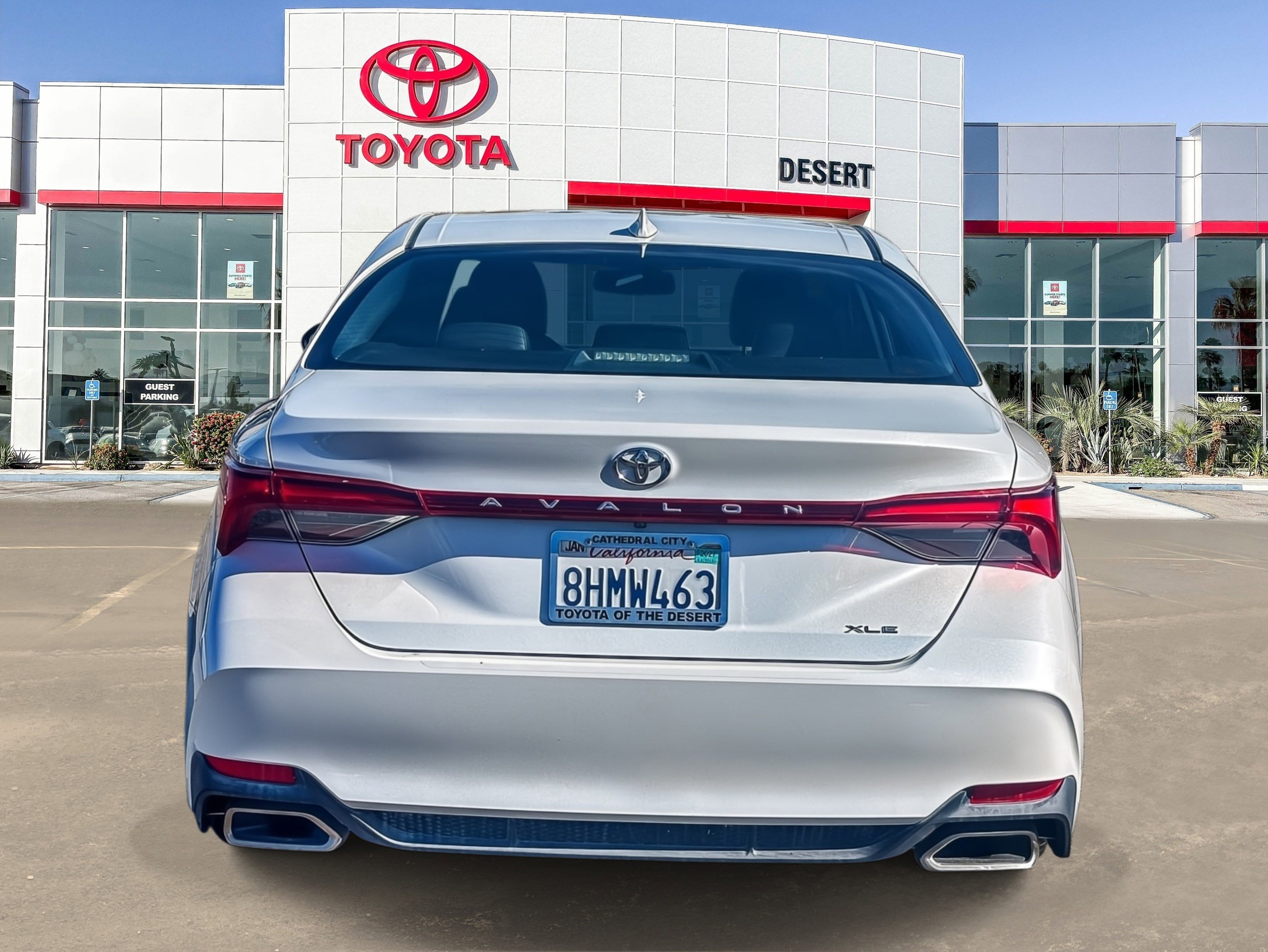 Certified 2019 Toyota Avalon XLE w/ Preferred Accessory Package FWD image 6