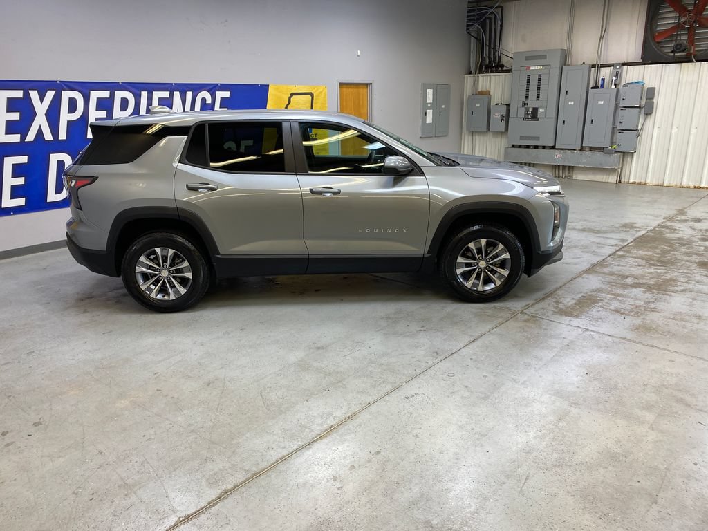 Used 2025 Chevrolet Equinox LT AWD/4WD image 8