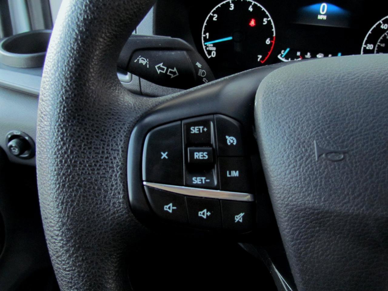 Used 2023 Ford Transit 350 XLT image 31