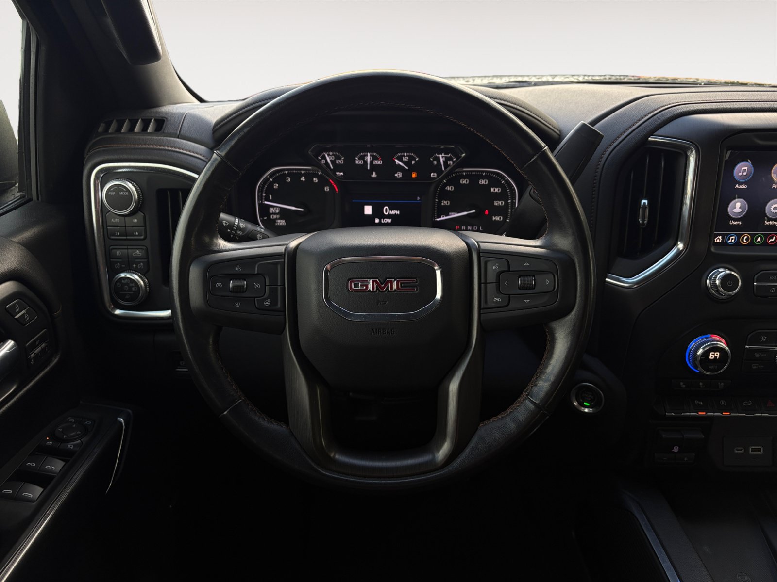 Used 2020 GMC Sierra 1500 AT4 w/ AT4 Premium Package AWD/4WD image 13