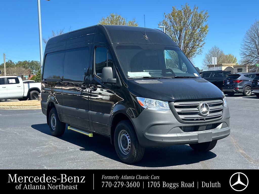 Used 2025 Mercedes-Benz Sprinter 2500 image 1