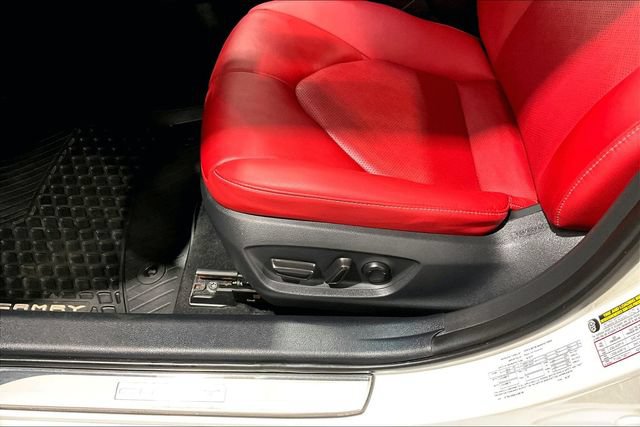 Used 2020 Toyota Camry XSE FWD image 24