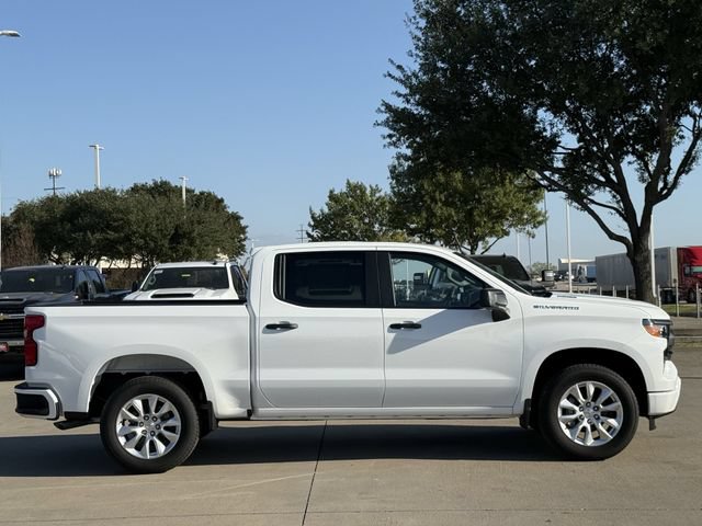 New 2026 Chevrolet Silverado 1500 Custom RWD image 4