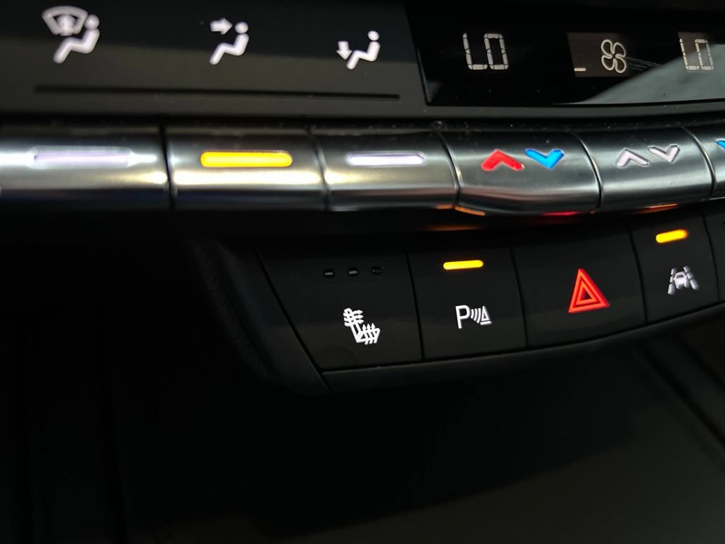 Certified 2023 Cadillac XT4 Sport w/ Cold Weather Package AWD/4WD image 27