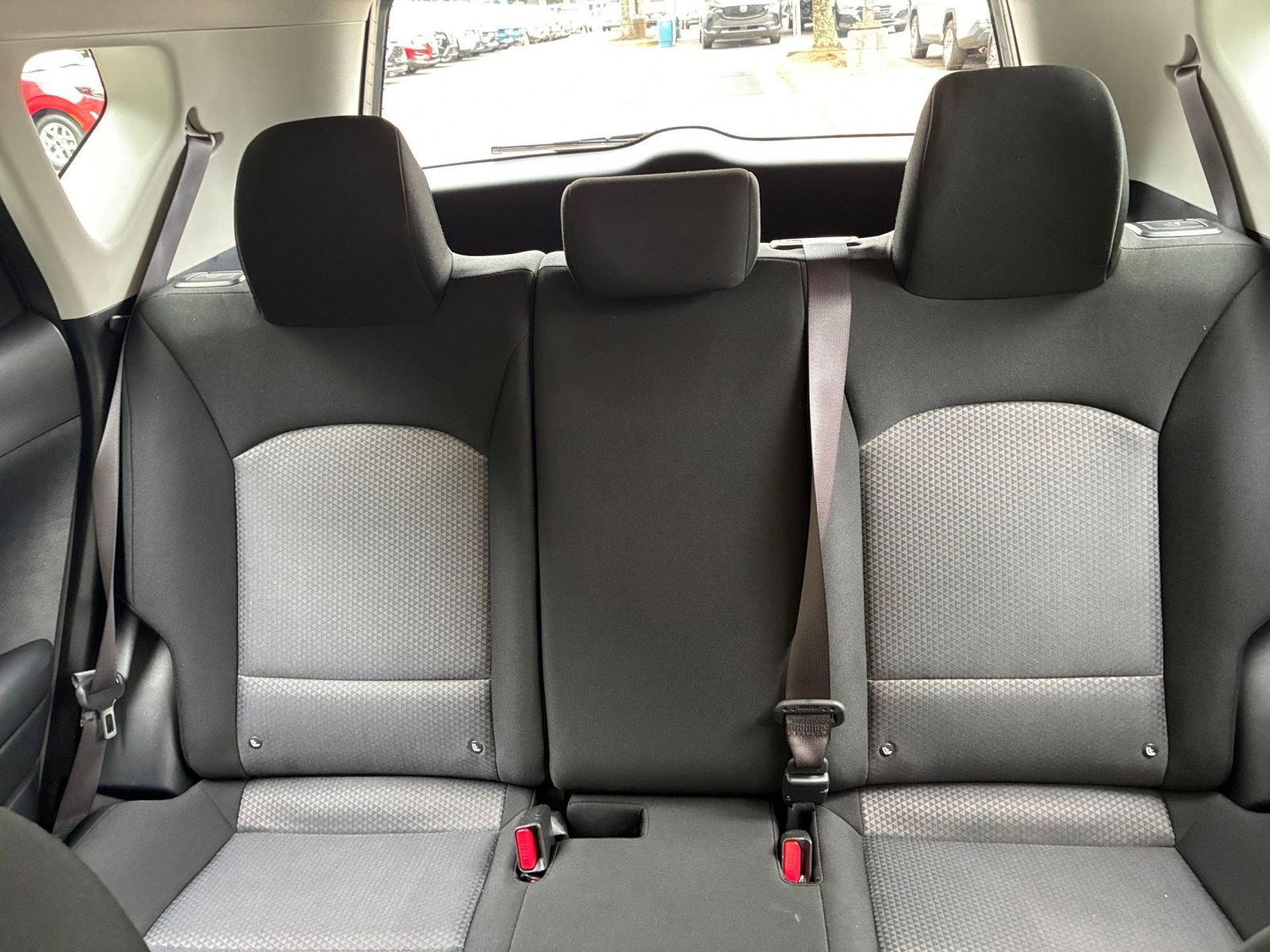 Used 2025 Kia Soul LX w/ LX Technology Package FWD image 38