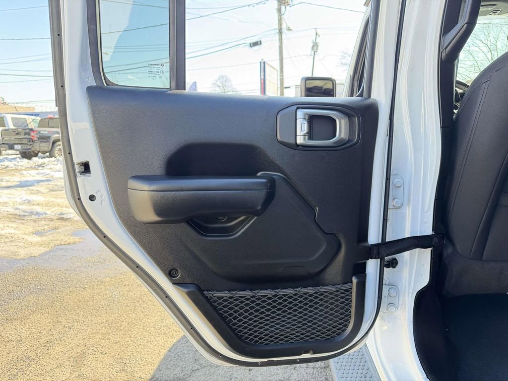 Used 2019 Jeep Wrangler Unlimited Sport S image 22