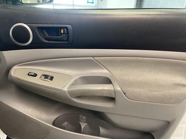 Used 2008 Toyota Tacoma PreRunner image 24