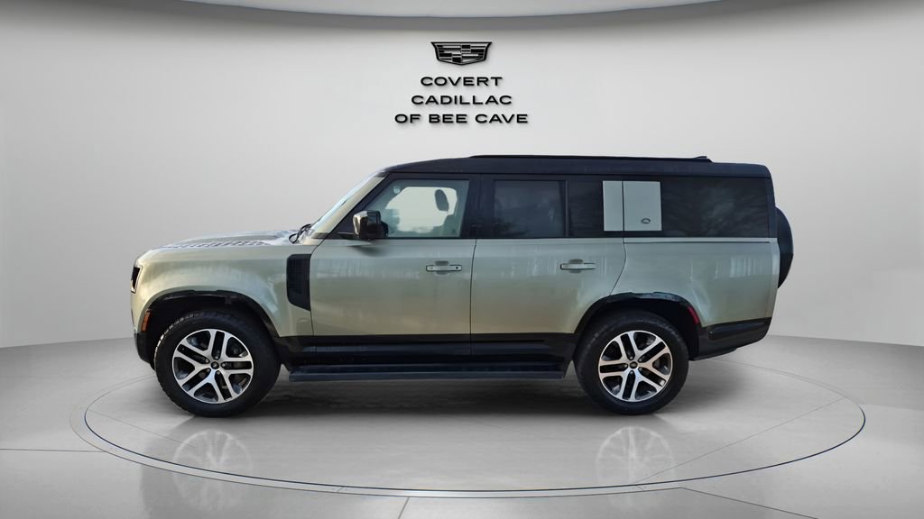 Used 2024 Land Rover Defender 130 X-Dynamic SE image 5