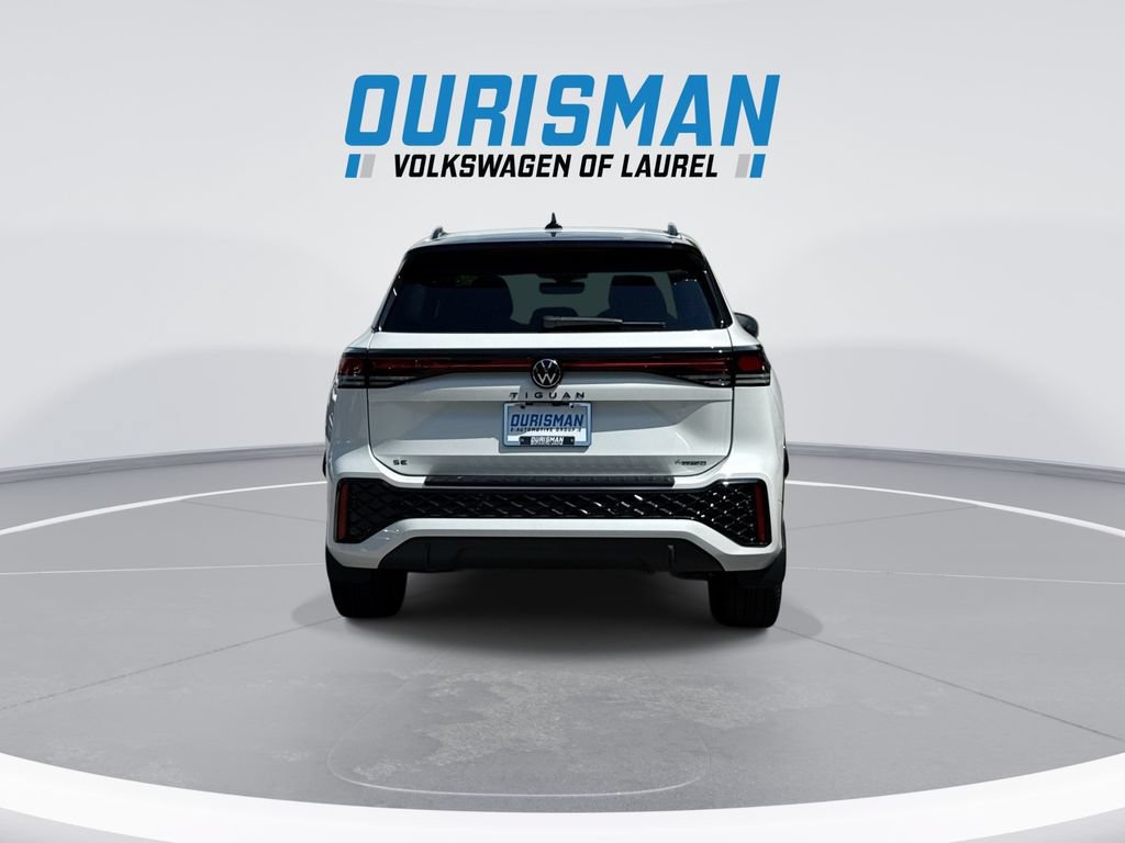 New 2026 Volkswagen Tiguan SE R-Line AWD/4WD image 7