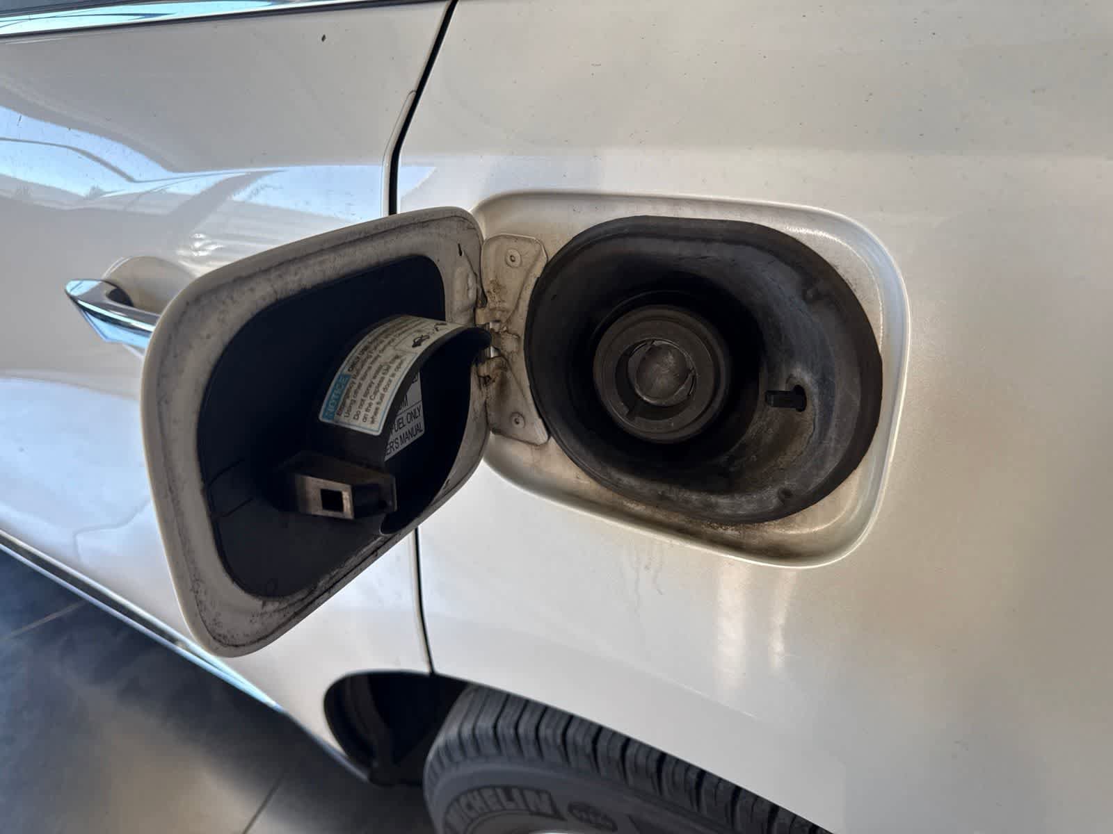 Used 2020 Acura MDX FWD image 11