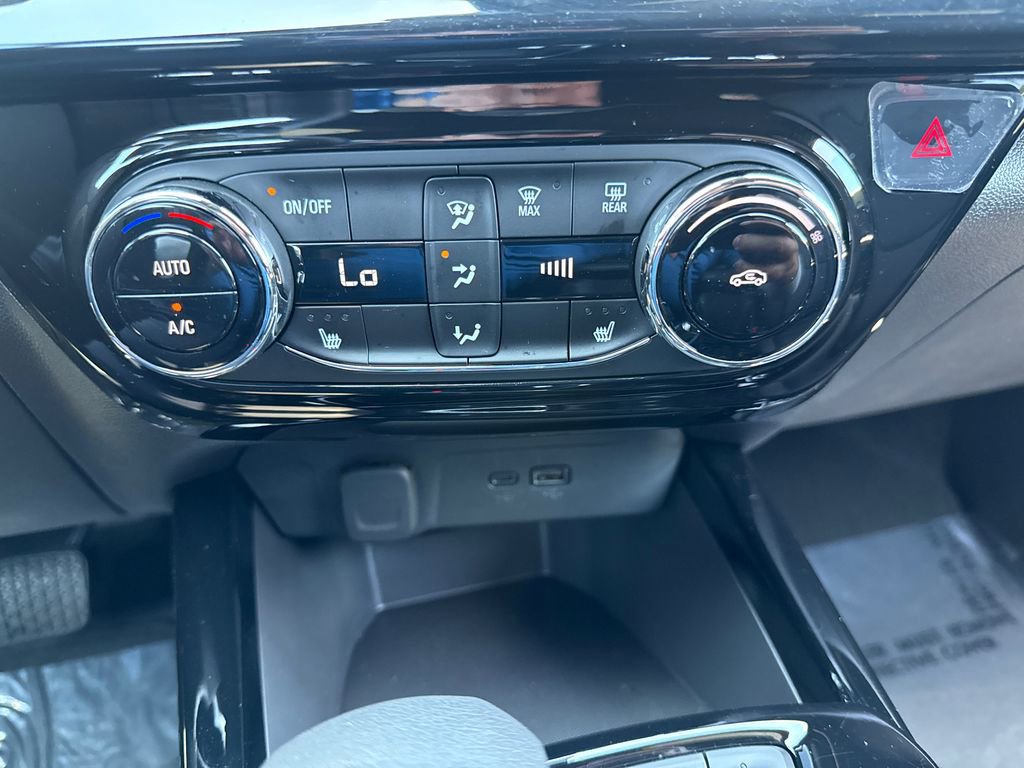 Used 2026 Chevrolet Trax RS image 26