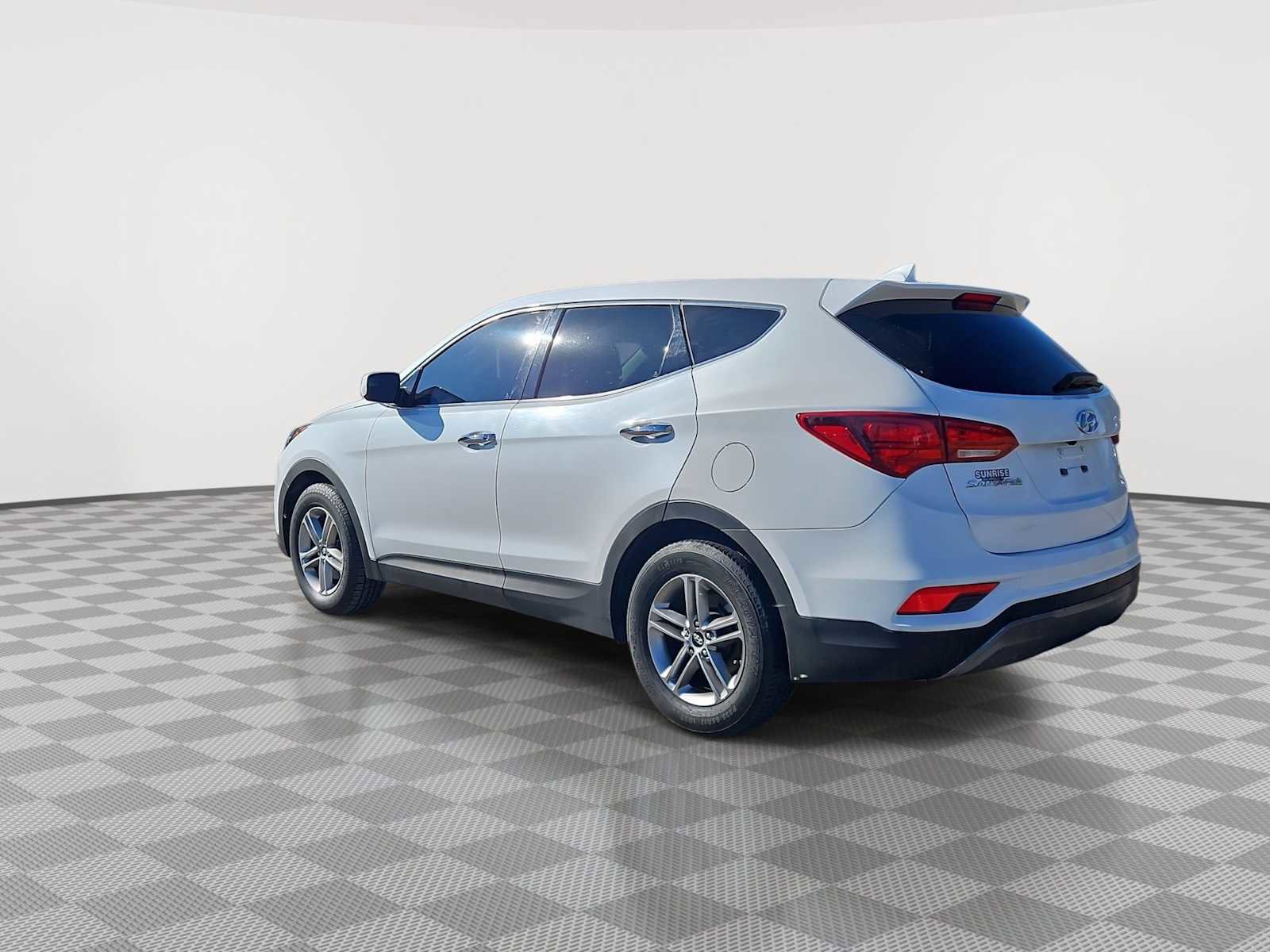 Used 2017 Hyundai Santa Fe Sport image 6