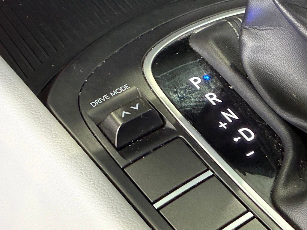 Used 2024 Hyundai Kona SEL image 32