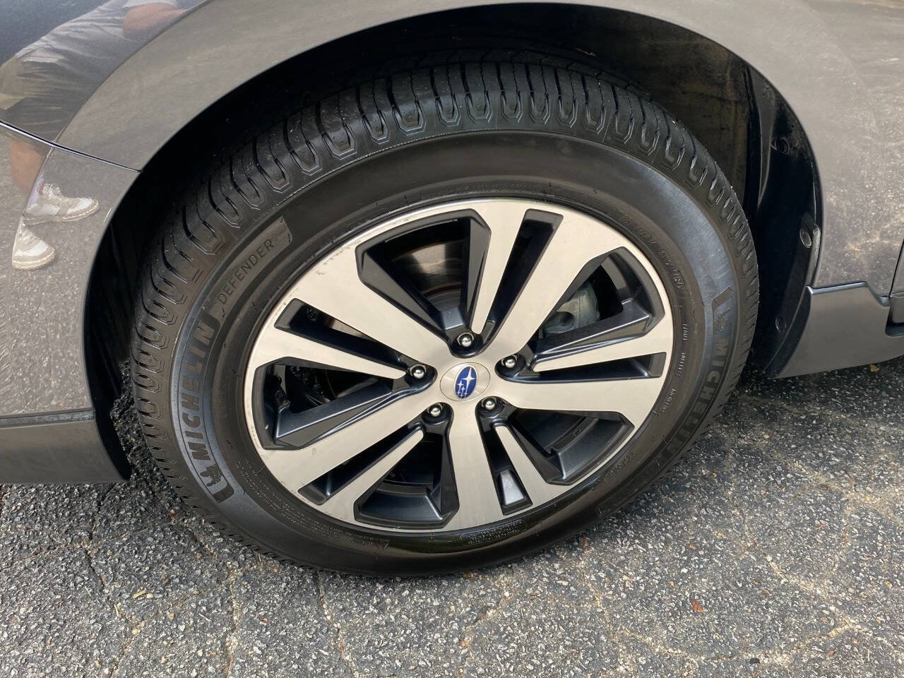 Used 2019 Subaru Outback 2.5i Limited AWD/4WD image 9