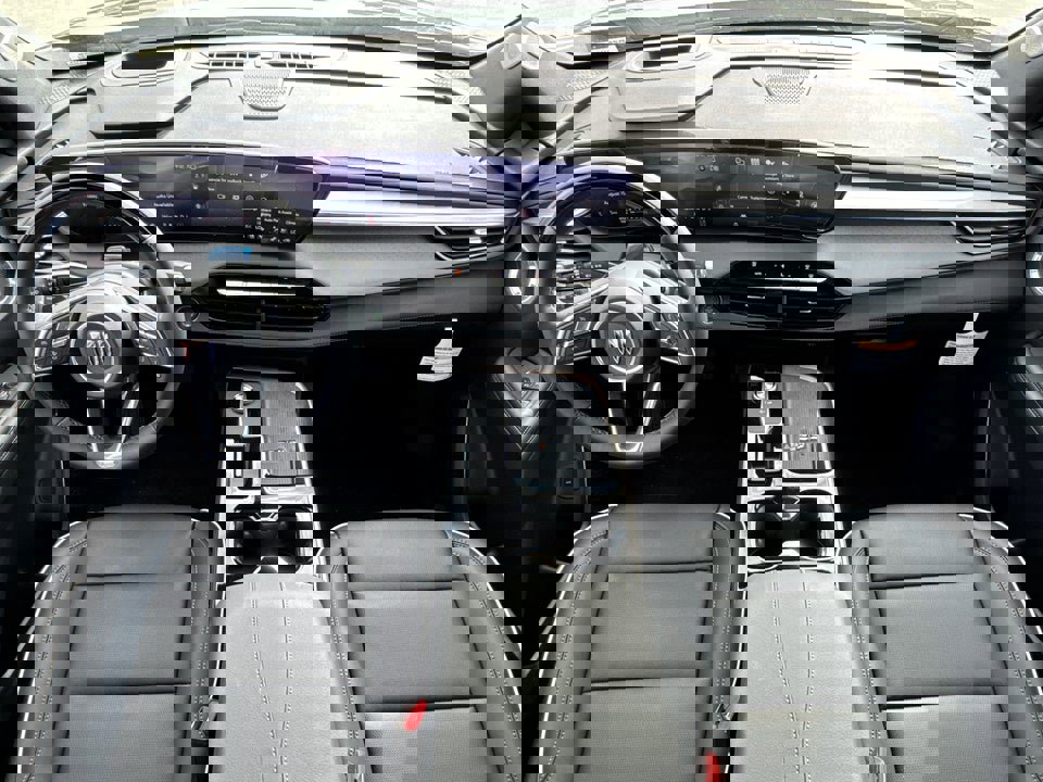 Used 2026 Buick Enclave Avenir w/ Super Cruise Package image 23