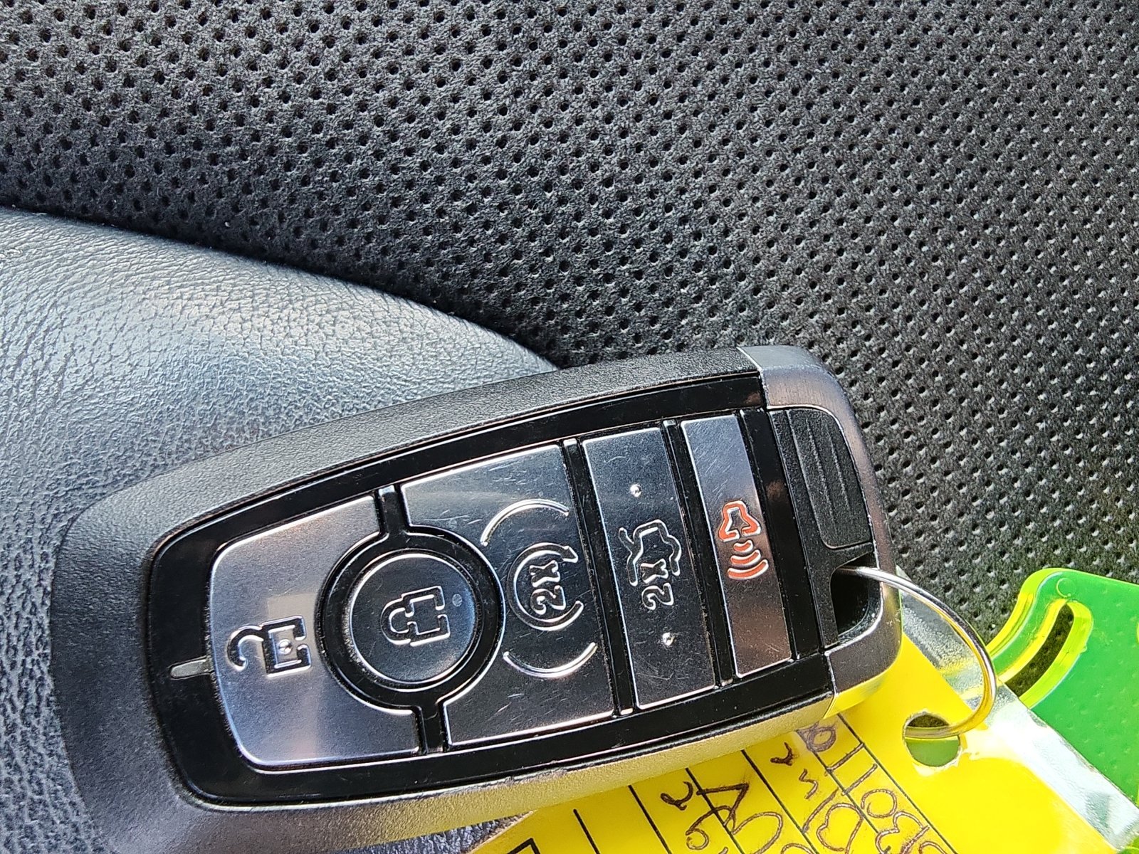 Used 2019 Ford Edge ST w/ Convenience Package AWD/4WD image 27