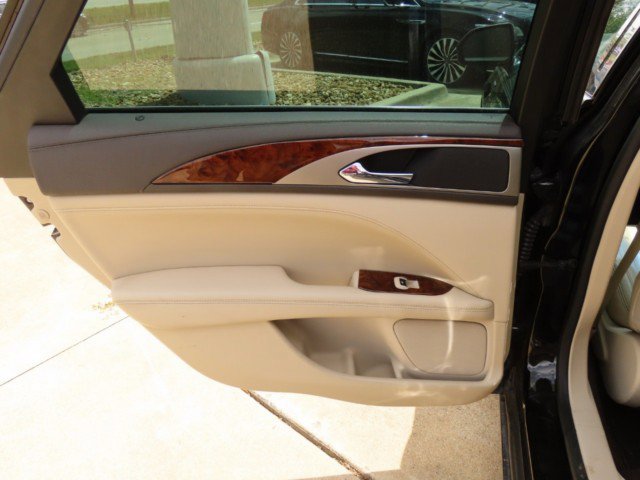 Used 2017 Lincoln MKZ Select w/ Select Plus Package image 18