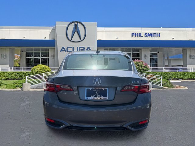 Used 2017 Acura ILX w/ AcuraWatch Plus Package FWD image 6
