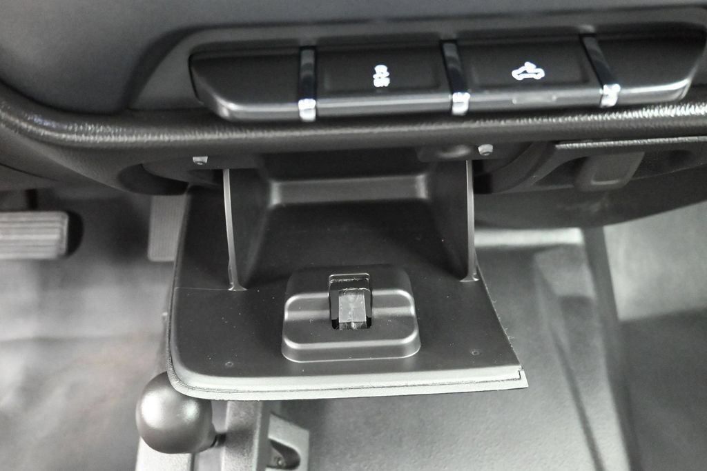 Used 2017 Chevrolet Silverado 3500 W/T AWD/4WD image 17