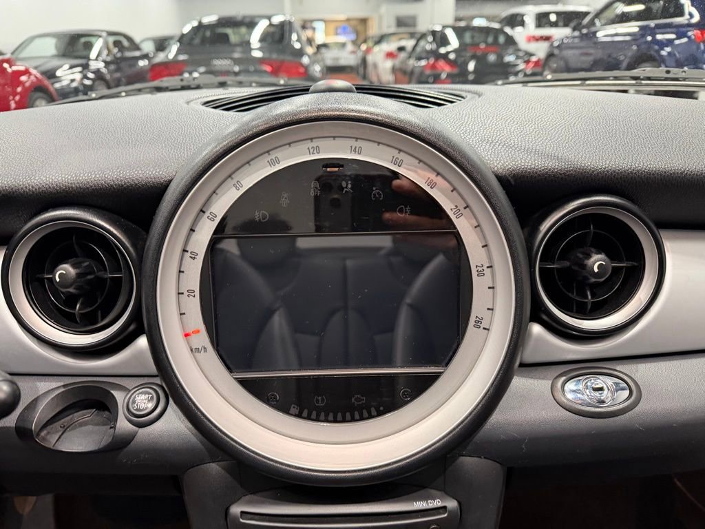 Used 2012 MINI Cooper Convertible image 34