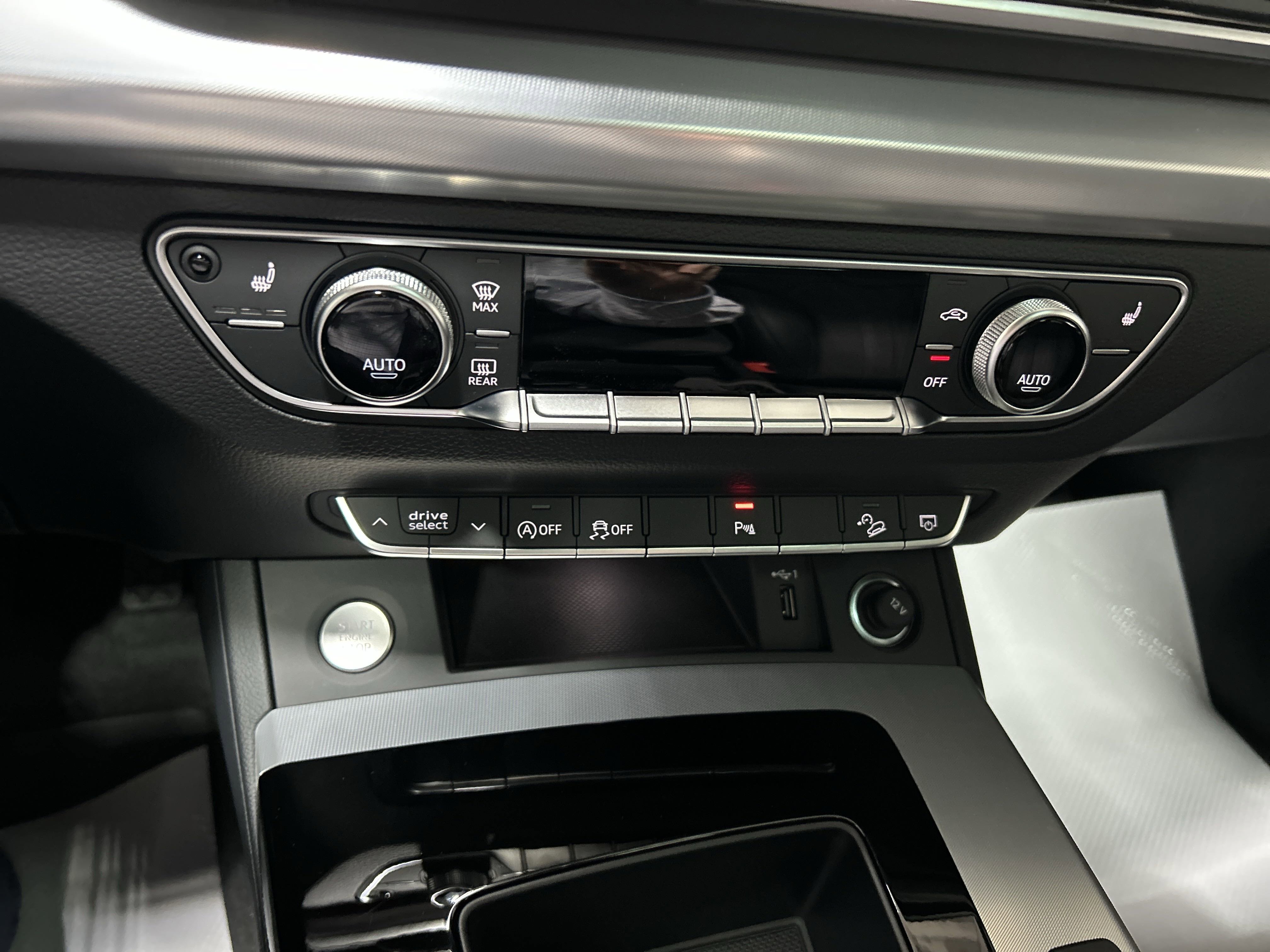 New 2025 Audi Q5 2.0T Premium image 22