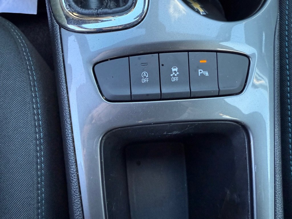 Used 2019 Chevrolet Cruze LT w/ Convenience Package image 26