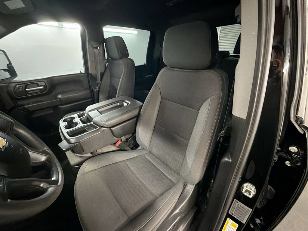 Used 2024 Chevrolet Silverado 2500 Custom w/ Custom Value Package AWD/4WD image 18