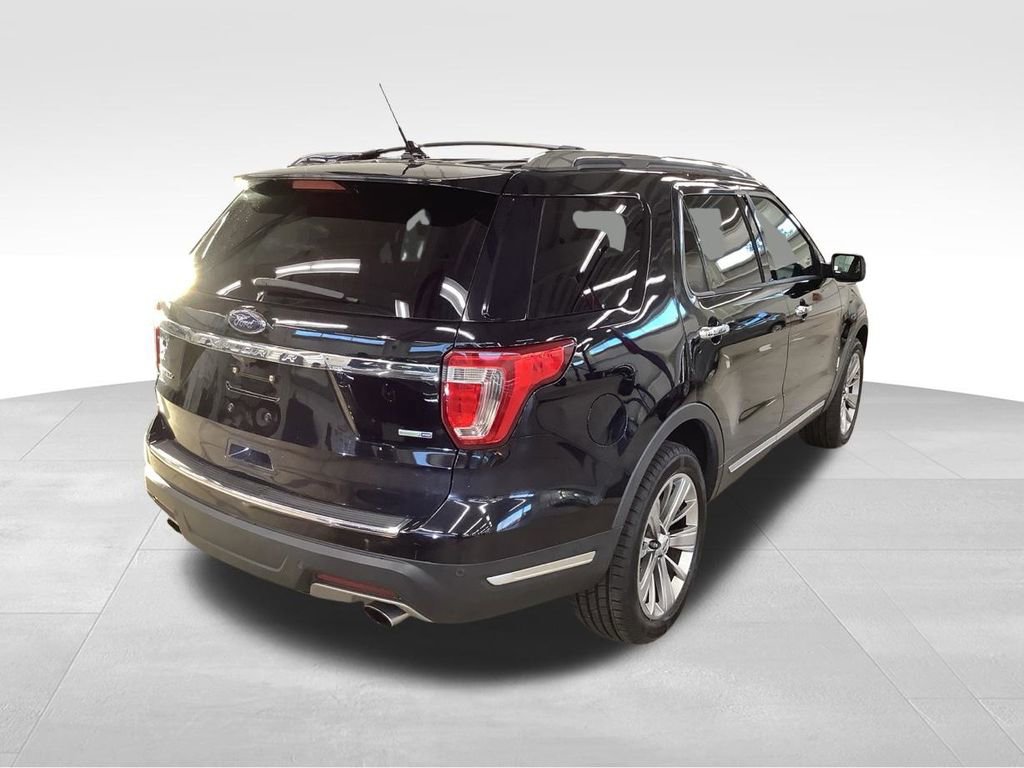 Used 2018 Ford Explorer Limited w/ Equipment Group 301A AWD/4WD image 8