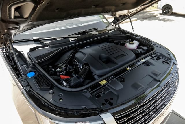 New 2026 Land Rover Range Rover SE AWD/4WD image 66