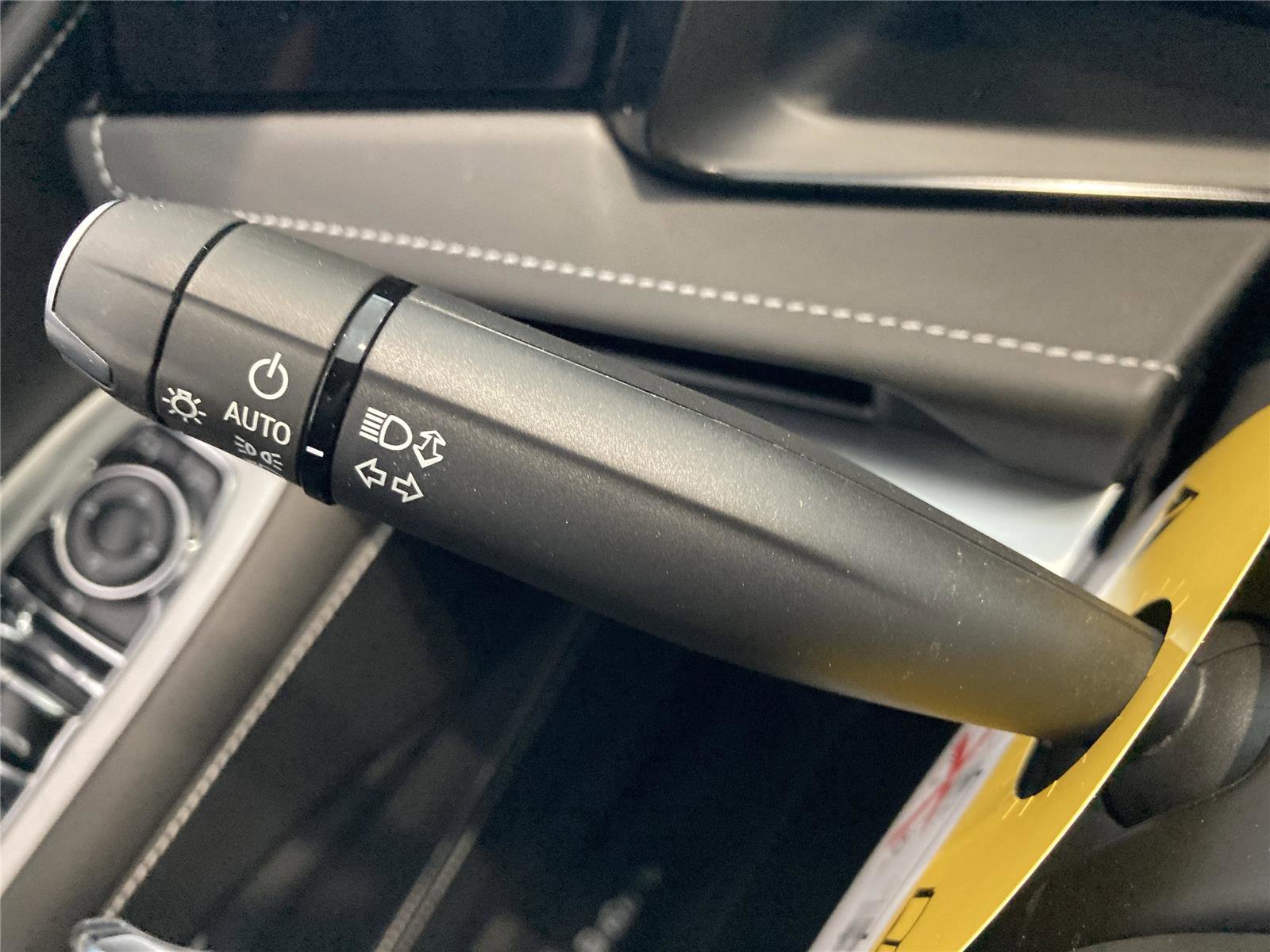 New 2026 Chevrolet Corvette Stingray Premium Conv w/ Z51 Performance Package image 19