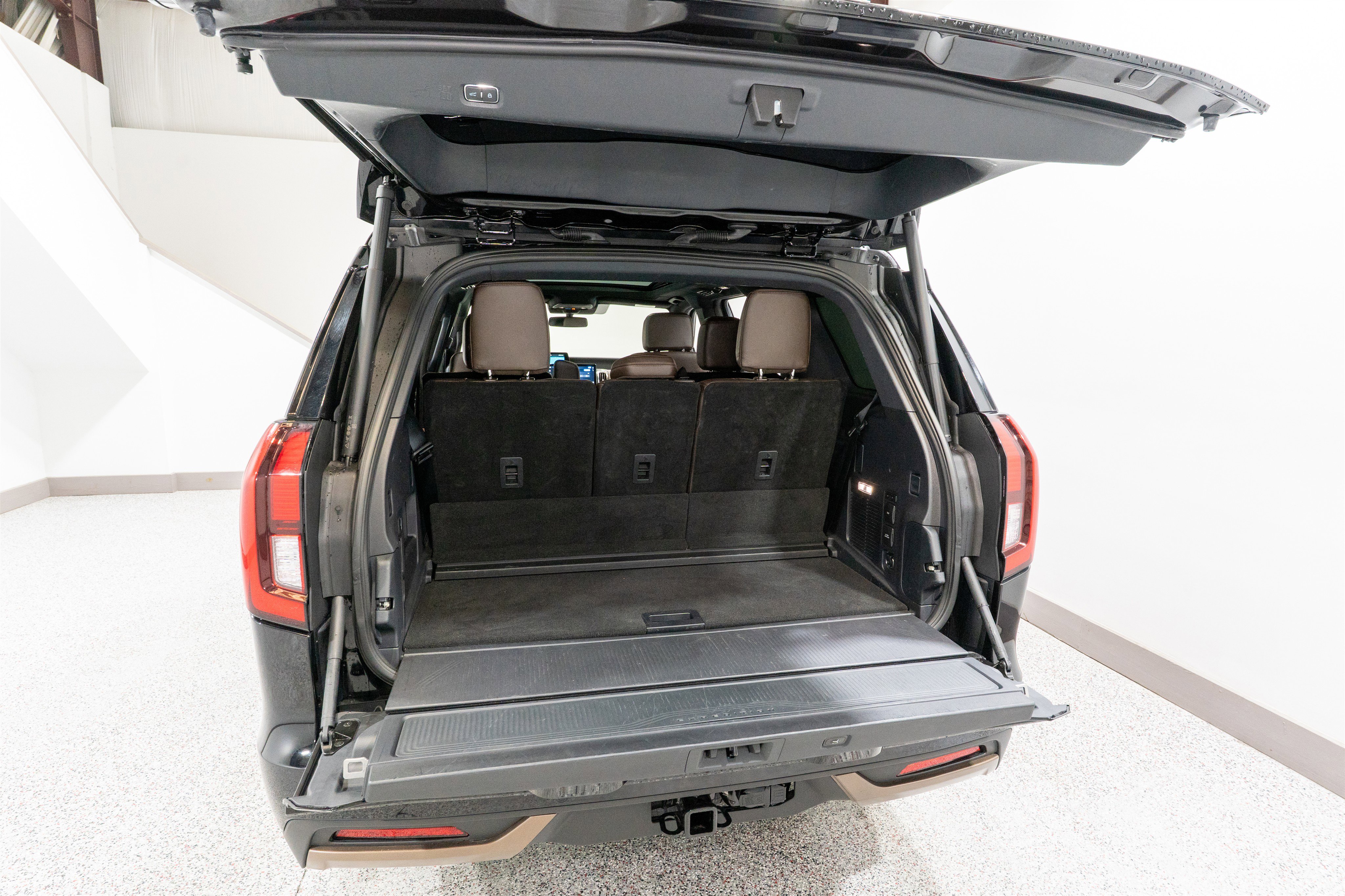 Used 2025 Ford Expedition King Ranch AWD/4WD image 35