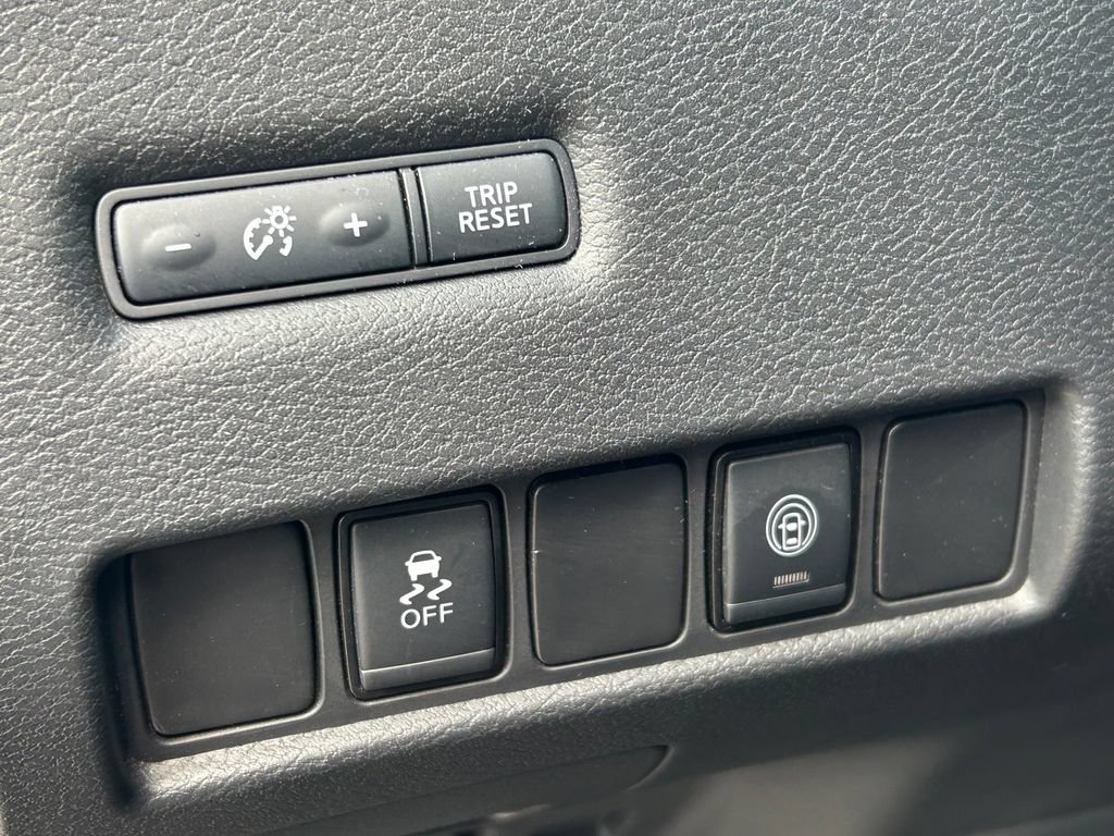 Used 2020 Nissan Murano SV w/ Premium Package FWD image 26
