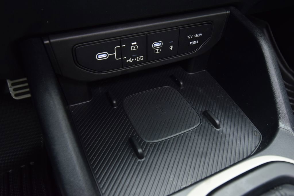 Used 2025 Kia K4 GT-Line Turbo image 36