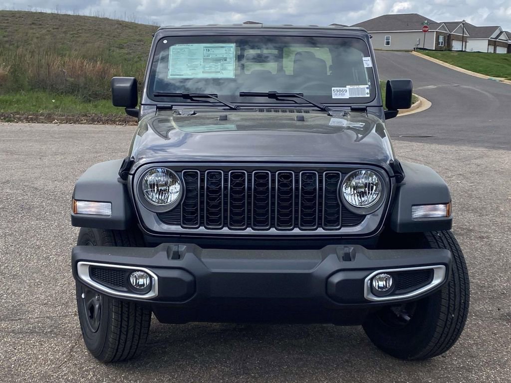 New 2026 Jeep Gladiator Sport AWD/4WD image 2