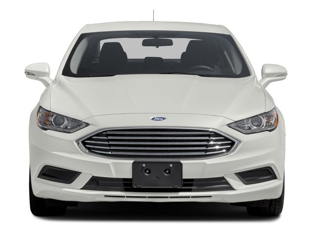 Used 2017 Ford Fusion SE w/ Fusion SE Technology Package image 4