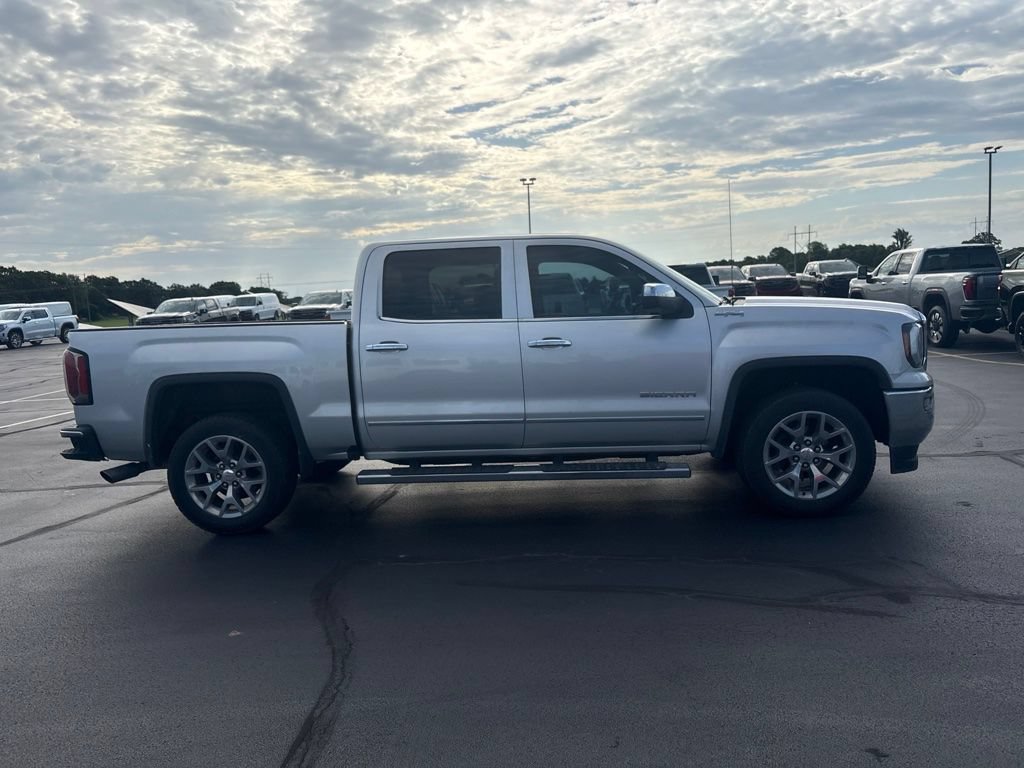 Used 2018 GMC Sierra 1500 SLT w/ SLT Premium Package AWD/4WD image 9