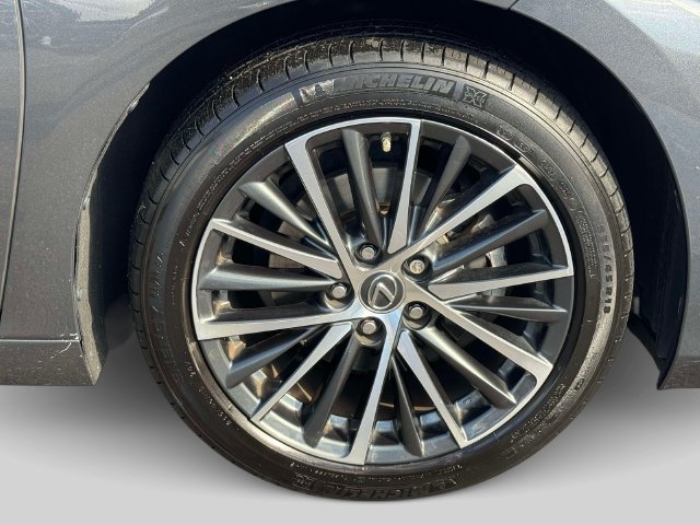 Certified 2023 Lexus ES 350 w/ Premium Package FWD image 10
