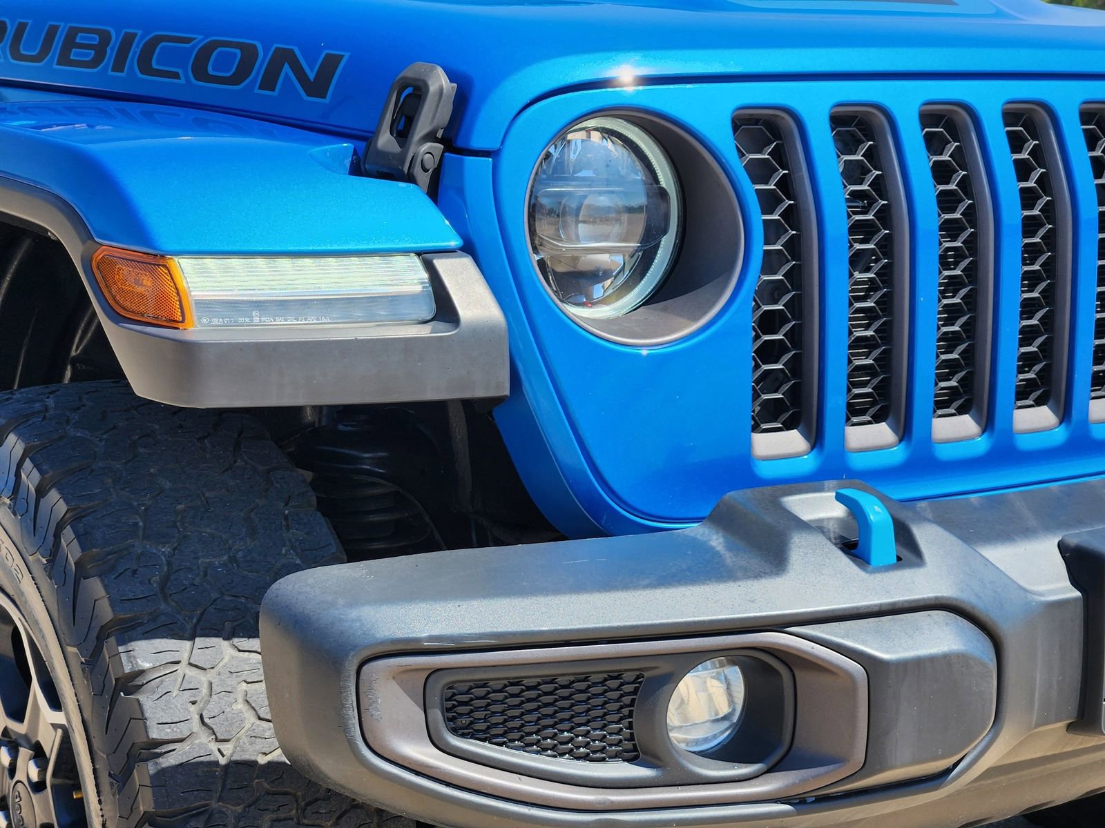 Used 2023 Jeep Wrangler Unlimited Rubicon 4xe AWD/4WD image 9