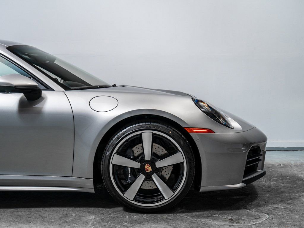 New 2026 Porsche 911 Carrera image 29
