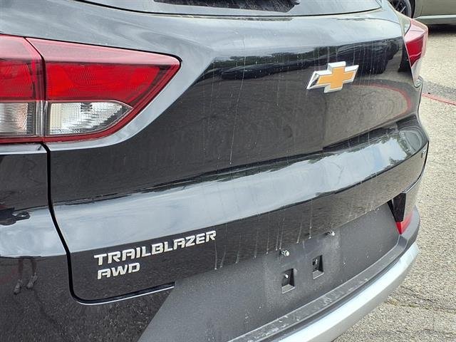 Used 2025 Chevrolet TrailBlazer LT AWD/4WD image 22