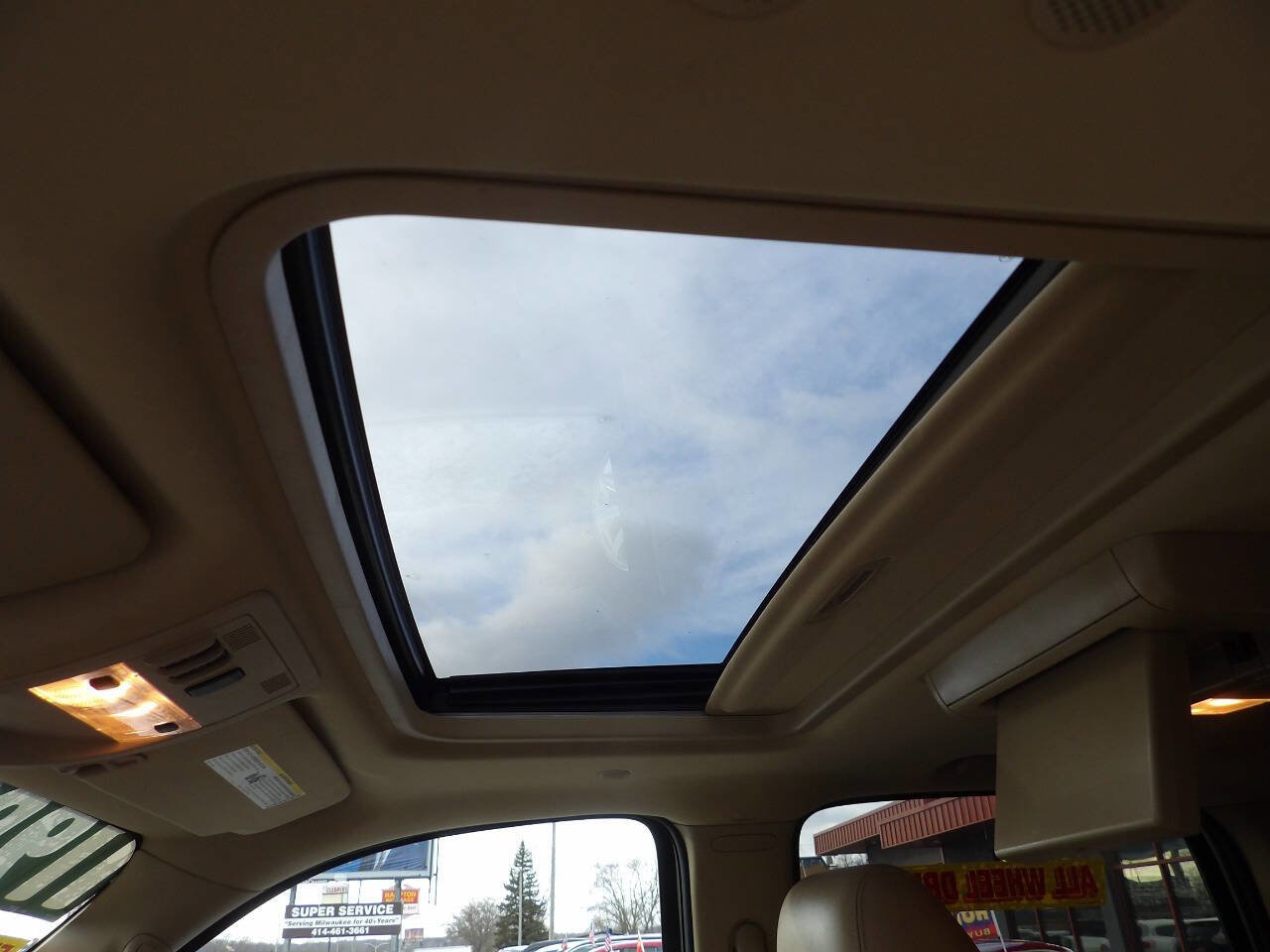 Used 2012 GMC Yukon Denali image 8