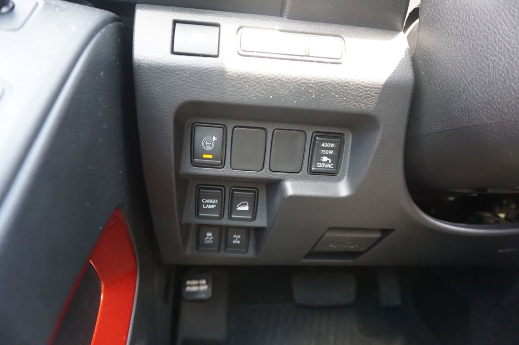 Used 2023 Nissan Frontier PRO-4X w/ Pro-4X Premium Package AWD/4WD image 5