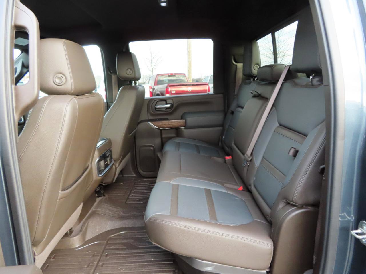 Used 2020 GMC Sierra 3500 Denali image 46